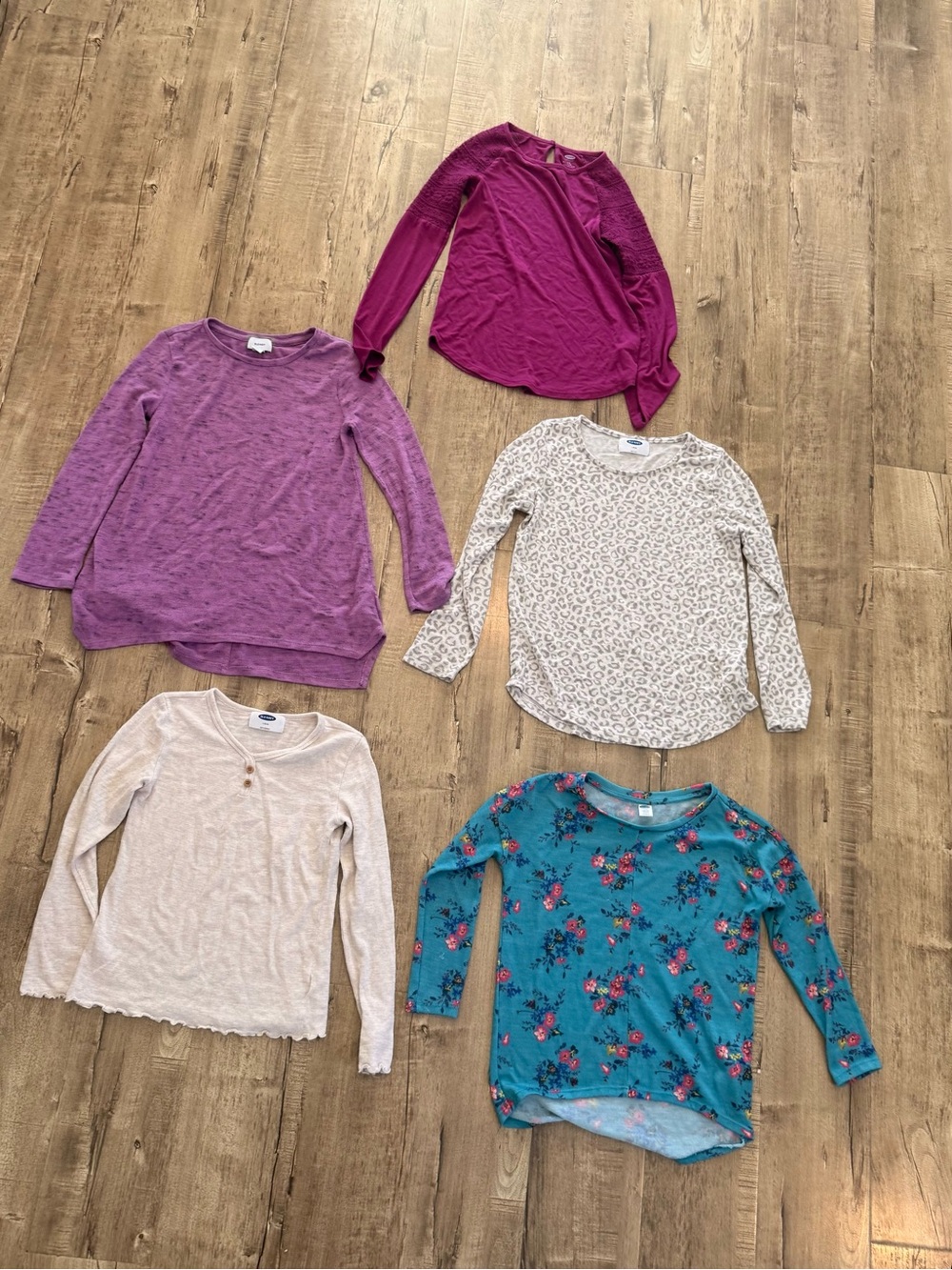 BULK Old Navy Girls' Long Sleeve Tees - Magenta, Purple, Cream, Teal Floral